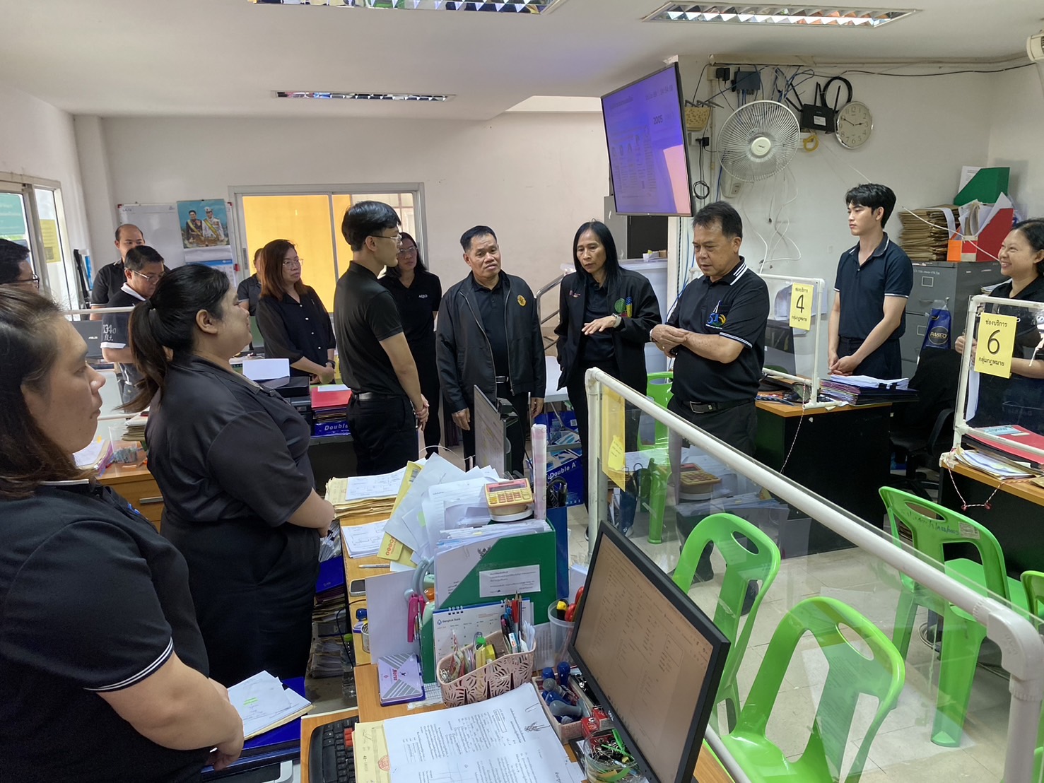 title - รองเลขาธิการ ส.ป.ก. และผู้ตรวจราชการ ส.ป.ก. ร่วมลงพื้นที่ในส่วนการจัดงานการนิทรรศการของ ส.ป.ก. ในงานมหกรรมพืชสวนโลก 2569 พร้อมทั้งตรวจเยี่ยมส.ป.ก.อุดรธานี